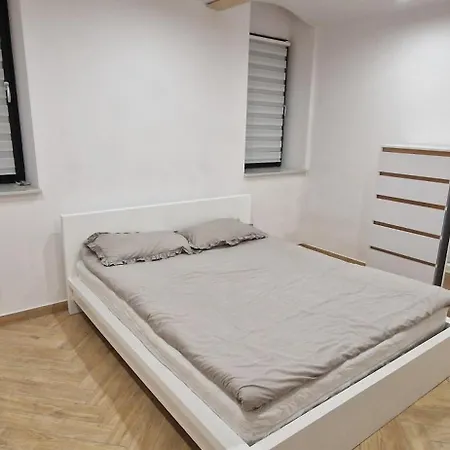 Marcel 아파트